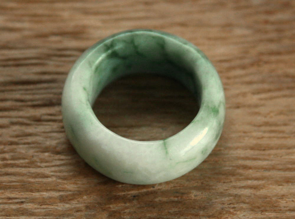 人気ブランド 糸魚川翡翠くりぬきリング R 清山 作 12号 糸魚川 ひすい 指輪 在庫あり 即納 Www Judovalldelterri Cat