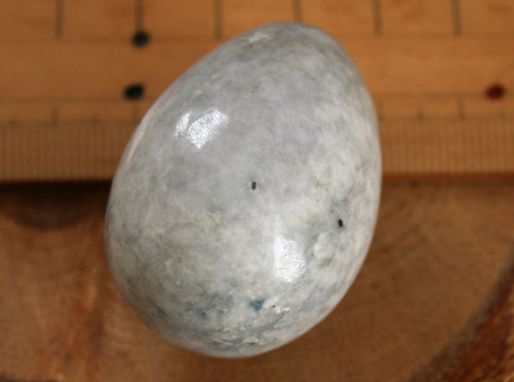 糸魚川翡翠磨き石 G01054 真隆 作 41mm*30mm*30mm 糸魚川 ひすい 握り石 ...