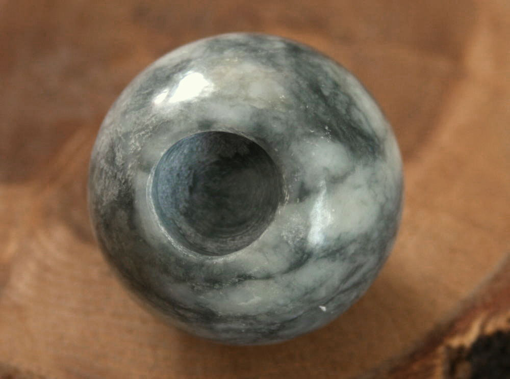 Jade - 糸魚川翡翠石笛 C01854 真隆 作 34mm*31mm 糸魚川産 翡翠製 磐笛 パワーストーン 魔除け お守り 国産