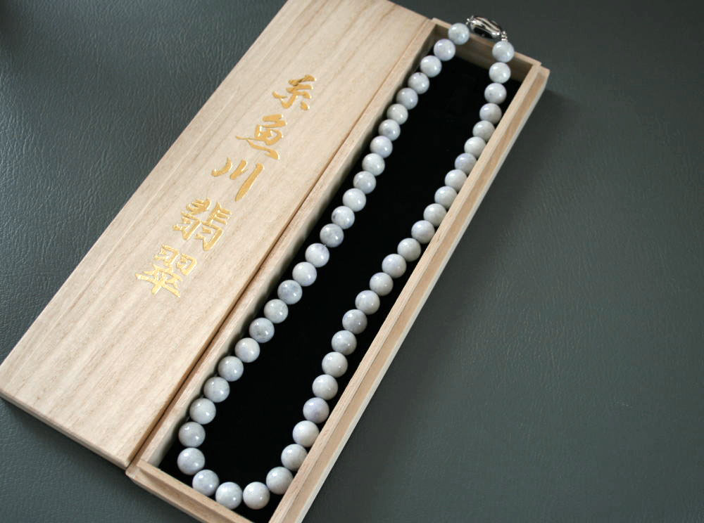 乐天商城 - 糸魚川翡翠ネックレス NE0118 浅葱加工販売 制作 10mm*50個 糸魚川 ひすい 首飾り 魔除け パワーストーン