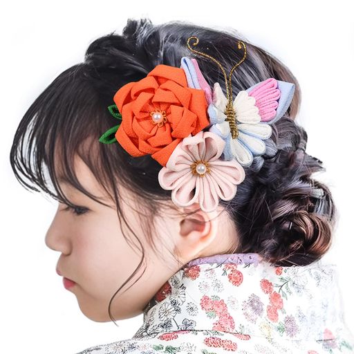 [OTAKUMARKET]七五三髪飾り753卒業式成人式浴衣髪飾り花袴着物振袖和装卒業式鈴付きつまみ細工女の子子供ヘアアクセサリークリップ4タイプ(Cオレンジxピンクxブルー)