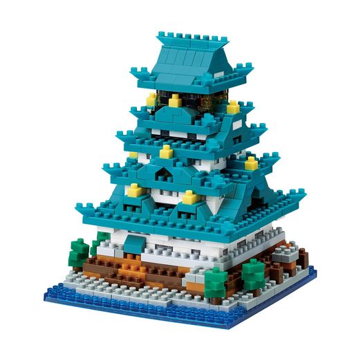 対象年齢:12才以上 難易度:3/5 ピース数:520pcs ナノブロックに大阪城が登場。 特殊部品を多く使われており、作りごたえ満点。 別売りのLEDプレートを使用することで夜に輝く大阪城ができる。