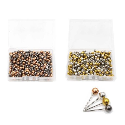 【仕様】ガラスヘッド直径:4mm;鋼線径:11mm;全長:15cm 【400個セット】合計400枚があります。オフィス、教室などの場所や手芸、裁縫などの場合に不可欠なものです。 一般的な手芸・裁縫に使われるサイズとなっています。 【完璧なデザイン】一般的な手芸・裁縫に使われるサイズとなっています。布通りが良く針仕事が疲れにくいです。 【用途】和裁洋裁などの裁縫・手芸用まち針セットです。縫製プロジェクトやクラフトプロジェクトのマーキングや装飾に最適です。ヒジャーブを結ぶこと、縫い目を押すこと、ドイリーを結ぶこと、結婚式の花作り、ドレスのマーキング、クリスマスオーナメント作り、靴下雪だるま作りなどの活動に適用します。