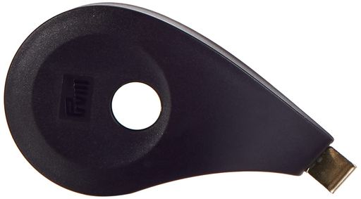 入数:1個 両面150cm ・本体サイズ 全長87mm/全幅50mm 本体中央部厚み:15mm 本体先端~中央部厚み:10mm 本体先端部厚み:5mm ・テープ寸法 長さ:150cm/60inch テープ幅:10mm テープ厚み:0.3mm 先端金具部分:9mm テープ素材:ポリファイバー