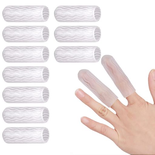 【製品サイズ】ヘバーデン結節長さ5.2 cm、内径1.2 cm、厚さ0.2 cm、高さ1.75、数量10個、透明色。柔らかく肌になじみ、通気性が高い。(手動計測には誤差がありますのでご了承ください。) 【やわらかい上質素材】ヘバーデン結節は指や足指にフィットする高品質な柔軟素材を採用しており、あらゆる指や足指にフィットし、しっかりと保護しています。弾力の高い素材で、指の関節を優しく加圧して衝撃から守ります。 【好きなサイズを自由に裁断】へバーデン結節装具柔らかいので、好きなサイズに自由に裁断できます。実際の状況に合わせて適切なサイズに裁断して、指や足指を保護することができます。 【滑り止め加工付き】へバーデン結節装具には波形設計の滑り止め加工が付いているので、指の上で作業をスムーズに行うことができます。さまざまなスポーツシーンや事務作業はもちろん、水仕事にもぴったりです。 【水洗いOK清潔】柔らかい素材なので、汚れたら繰り返し水洗いできるので清潔です。※保護具は水洗い後、直射日光にさらされず、直射日光が陰干しに当たらないようにしてください。