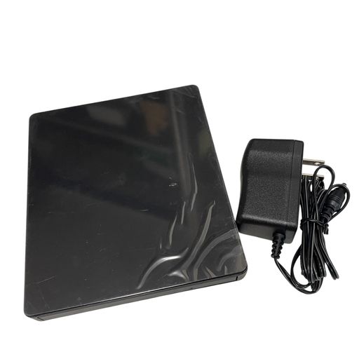 [特長]スマホ用CDレコーダー(ワイヤレス) [機能] 60分CDを約5分で取込/曲情報自動取得/歌詞表示/プレイリスト作成/CD-R録音可 [接続規格] Wi-Fi(11ac/n/a/g/b) [対応OS]iOS 9.0~13.0/Android 5.0~10.0 [サイズ/重量]約145(W)x168(D)x17(H)mm/約400g 設置条件 : 横置き