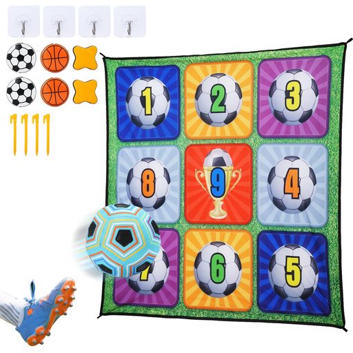 【2 in 1遊び方】この布製ターゲットは2種類の遊び方があります。一つはサッカーシュートで、もう一つはダーツです。ターゲットには、様々な数字と点数が印刷されており、それにより、友達や家族と一緒に試合をすることができます。 【ダーツ6個&amp;布製サッカーボール1個】セットには、マジックテープ付きのダーツが6つあります。そのダーツのデザインはサッカーボールが2つ、バスケットボールが2つ、星が2つです。ダーツのサイズは小さく、子供に向いています。また、布製のサッカーボールが1つあります。このサッカーボールは軽量で、素材も非常に柔らかく、人に当たっても痛くありません。 【マジックテープ付き】ダーツとサッカーボールの表面にはマジックテープが付いており、簡単に布製のターゲットに貼ることができます。この付属品に付いているマジックテープは、壁を傷つけることはありません。室内で思いっきり楽しく遊んで、汗を流し、元気を満タンにしましょう! 【壁掛け・多場面使用可能】セット内には、4つの粘着フックがあり、布製のターゲットを壁に掛けて使用することができます。