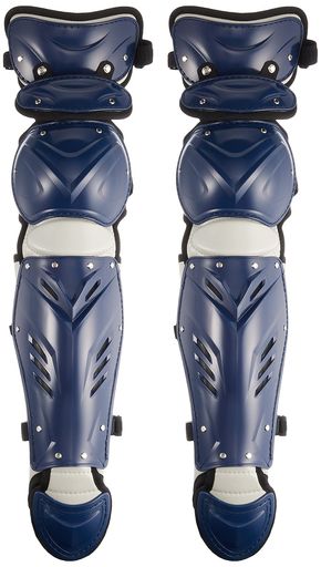 原産国:日本 サイズ:膝から足首部380mm、全長730mm 重量:約1280g 素材:ポリエチレン 特徴:トリプルカップ、ワンタッチ着脱式、全日本軟式野球連盟公認商品