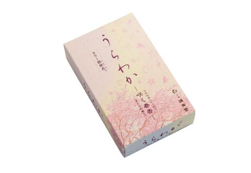 リラクゼーションと穏やかな雰囲気を作り出す 原産国 : 日本 原材料 : 椨粉、炭、香料