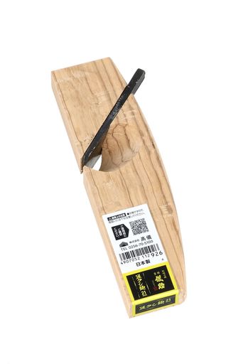 敷居や鴨居の溝などを削る <材質>刃部:炭素工具鋼・台:白樫 刃幅:約21mm 製造国:日本