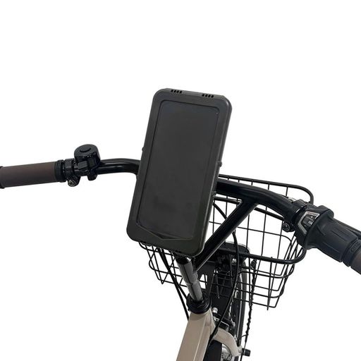 ■ 防滴・防塵(IP65) 雨やほこりの侵入を抑え、屋外でも安定して使用できます。 ■ ケース一体型でしっかり保護 スマートフォンを外気から守り、走行中のトラブルリスクを軽減します。 ■ マグネット固定でズレにくい ケース内部でスマホが動きにくく、安定した状態を保ちます。 ■ 角度調整可能 見やすい位置に合わせて細かく調整できます。 ■ 収納したまま使用可能 充電・カメラ撮影に対応し、取り外す手間なく使用できます。