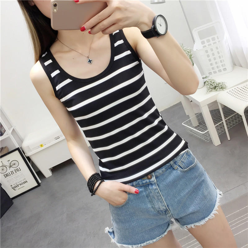 ボーダー　タンクトップ　キャミソール 縁取り ブラック ホワイト/春 気温 ホワイトデー UVカット 冷感 気温 梅雨 熱中症対策