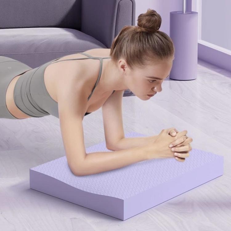 ノンスリップ 体幹強化 エクサマット 体幹 バランスパッド バランスブロック 厚手 45&times;40&times;4cm スクワット エクササイズ マット ステップ 運動 腹筋 腕立て 足踏み バランスマット バランス 歩行訓練 体幹力 クッション