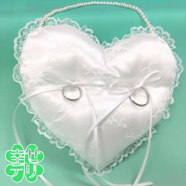パールの持ち手付き ハート リングピロー 完成品 約横16cm×縦14cm 高さ20cm 厚み3c...