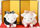 毛氈・金屏風付き和装ホワイトとんちゃん ウェルカムドール完成品(黒い羽織とピンクの着物)結婚式 白ぶた ぬいぐるみ 結婚祝い ウェディング ピッグ ブタ 人形 ...