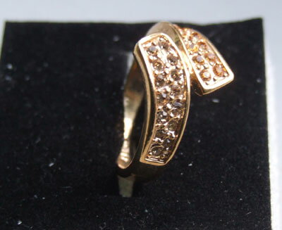 カラー　リング 紅白