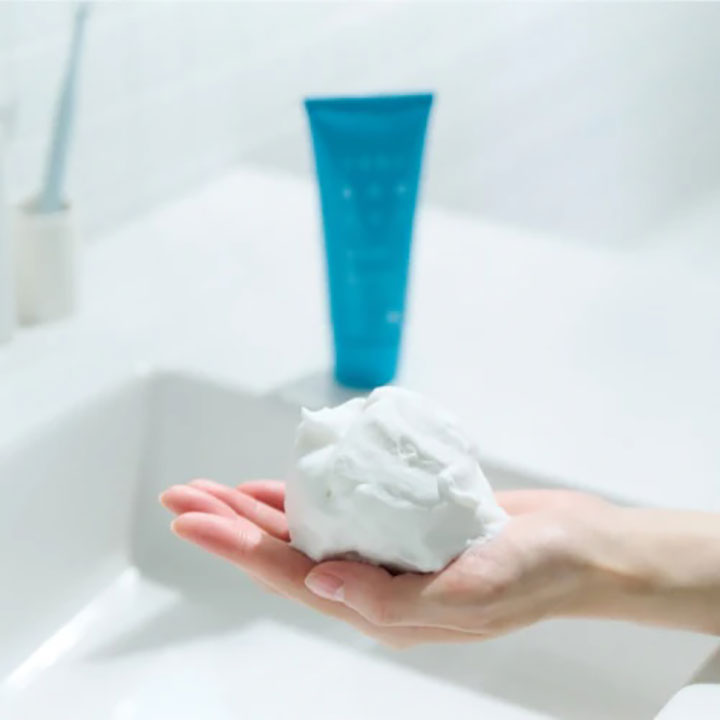 【3個セット】 肌美精 大人のニキビ対策 薬用美白化粧水 医薬部外品 クラシエ 化粧水・ローション アクネ 薬用美白 正規品 乾燥 予防 角質 ニキビ ホワイトローション 美白 レディース 消炎 大人 スキンケア 肌荒れ ニキビケア 保湿 メンズ 化粧水