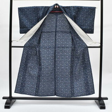 【全品10%OFF】【中古】 リサイクル 小紋 / 帯 セット 正絹 仕立て上がり / リサイクル着物 / 単衣 リサイクル 裄62cm 裄Sサイズ 身丈142cm SSサイズ 青色系 花文様 mm0222b 【着物ひととき】