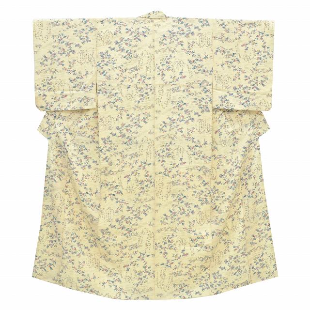 【リサイクル　小紋】 正絹/縮緬/仕立て上がり/リサイクル着物/リサイクル小紋/女性/裄62cm/S/身丈148cm/S/ベージュ色系/小花文様 mm2513b 【中古】 【着物ひととき】