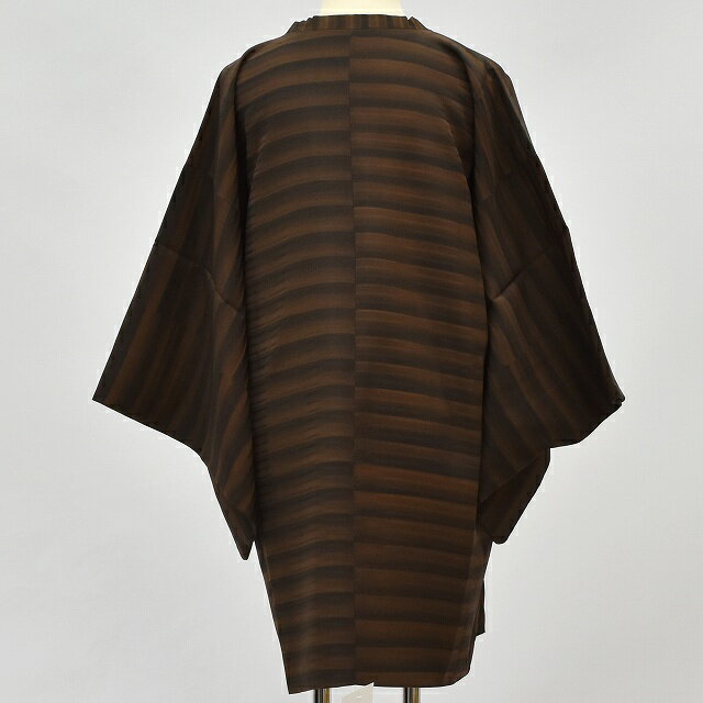 ＼最大15%OFF+P5倍／ 【中古】 リサイクル着物 身丈86.5cm 裄丈65.5cm 道行コート 正絹 袷 道行衿 塵除け 茶系 縞文様 良品 [ 着物 中古 帯 リサイクル 振袖 浴衣 袴 和服 古着 ] rr0884b