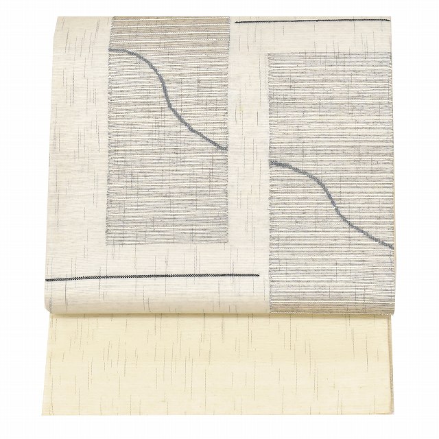 商品情報 ★説明 こちらは中古のリサイクル帯です。 クリーム色に縞文様が施された、上品なリサイクル袋帯です。 ホテルでのパーティーやかしこまった集まり・年上の方や友人とのお食事・お茶席などのシーンにおすすめです。 リサイクル着物などをを取り...