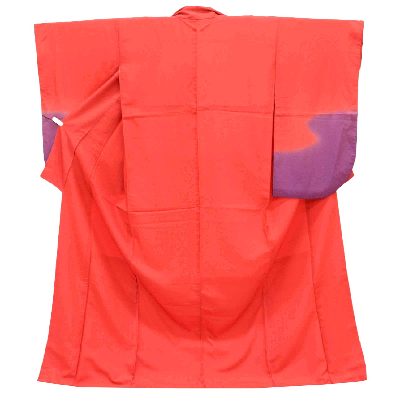 【中古】 二尺袖 化繊 小振袖 身丈165.5cm L 裄66cm 仕立て上がり リサイクル着物 赤色系 ぼかし文様 袴 卒業式 レディース tt1659b[ 和服 成人 卒業式 お祝い 結婚式 パーティー 謝恩会 初詣 アウトレット きもの kimono ]