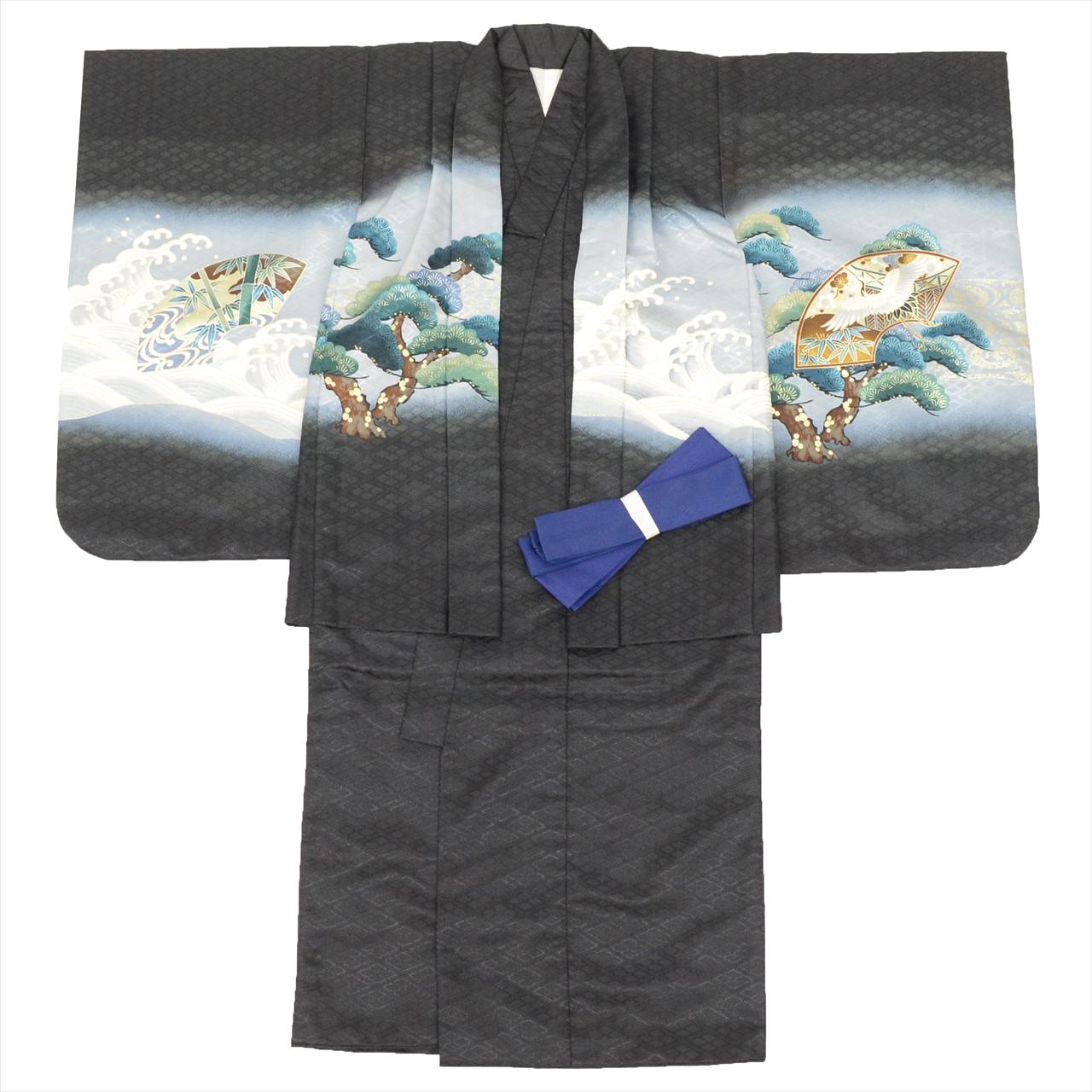 ＼10%オフクーポン+P2倍／ 【中古】 七五三 男の子 5歳 2点セット 化繊 着物 羽織 美品 仕立て上がり 身丈107cm 裄丈50.5cm 黒色系 鷹 鶴文様 金彩 和柄 和装 tt2038b[ 和服 節句 子供 アウトレット きもの kimono ]