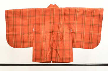 【中古】 リサイクル着物 羽織 着物 子供 着物 アンサンブル 着物 リサイクル 羽織 正絹 大島黄八丈風 格子 セット 5歳 3歳 琉球絣風文様 hh222【着物ひととき】 お中元