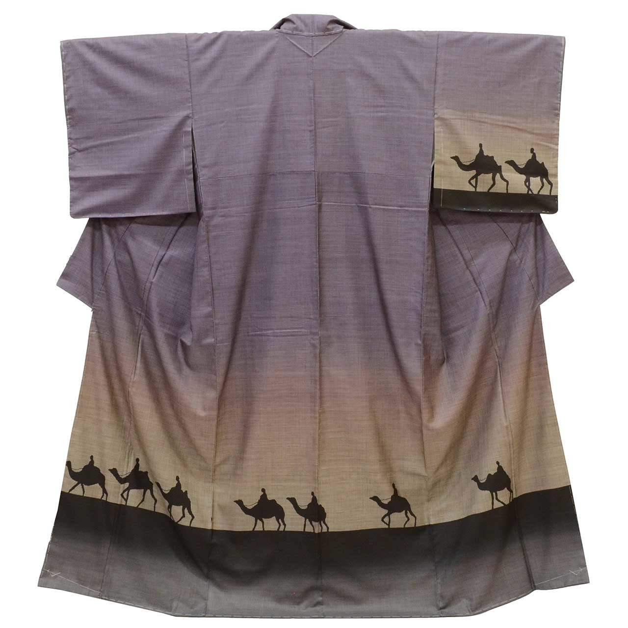 ＼P5倍+最大5500円OFFクーポン／ 【中古】 大島紬 リサイクル着物 正絹 絹 SILK Mサイズ 身丈157cm 奄美大島 前田紬工芸 裄丈65cm 袷 仕立て上がり 美品 未使用品 証紙有り 9マルキ 片ス式 【 正絹 袷 紬 着物 中古 古着 アウトレット 送料無料】uu1574b