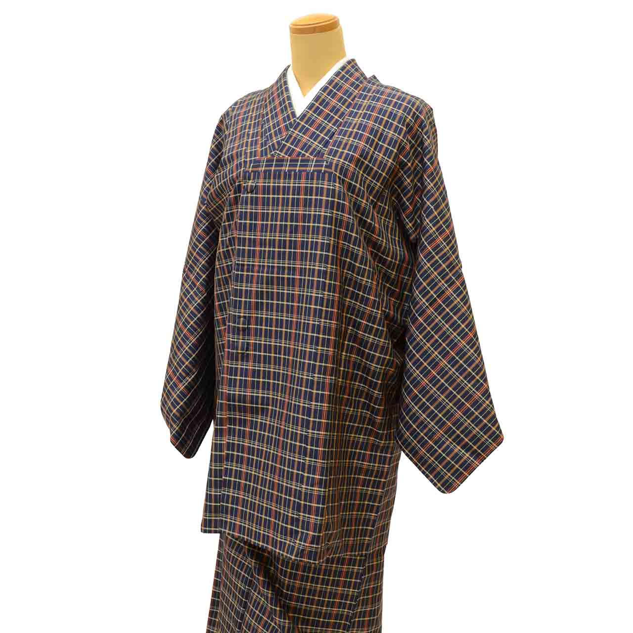 リサイクル着物 着物ひととき 中古の【中古】 リサイクル着物 道行コート アンサンブル 女性 大島紬 正絹 未使用品 裄65cm 身丈158cm M 紺色系 格子文様 レディースuu2134b｜アングル2