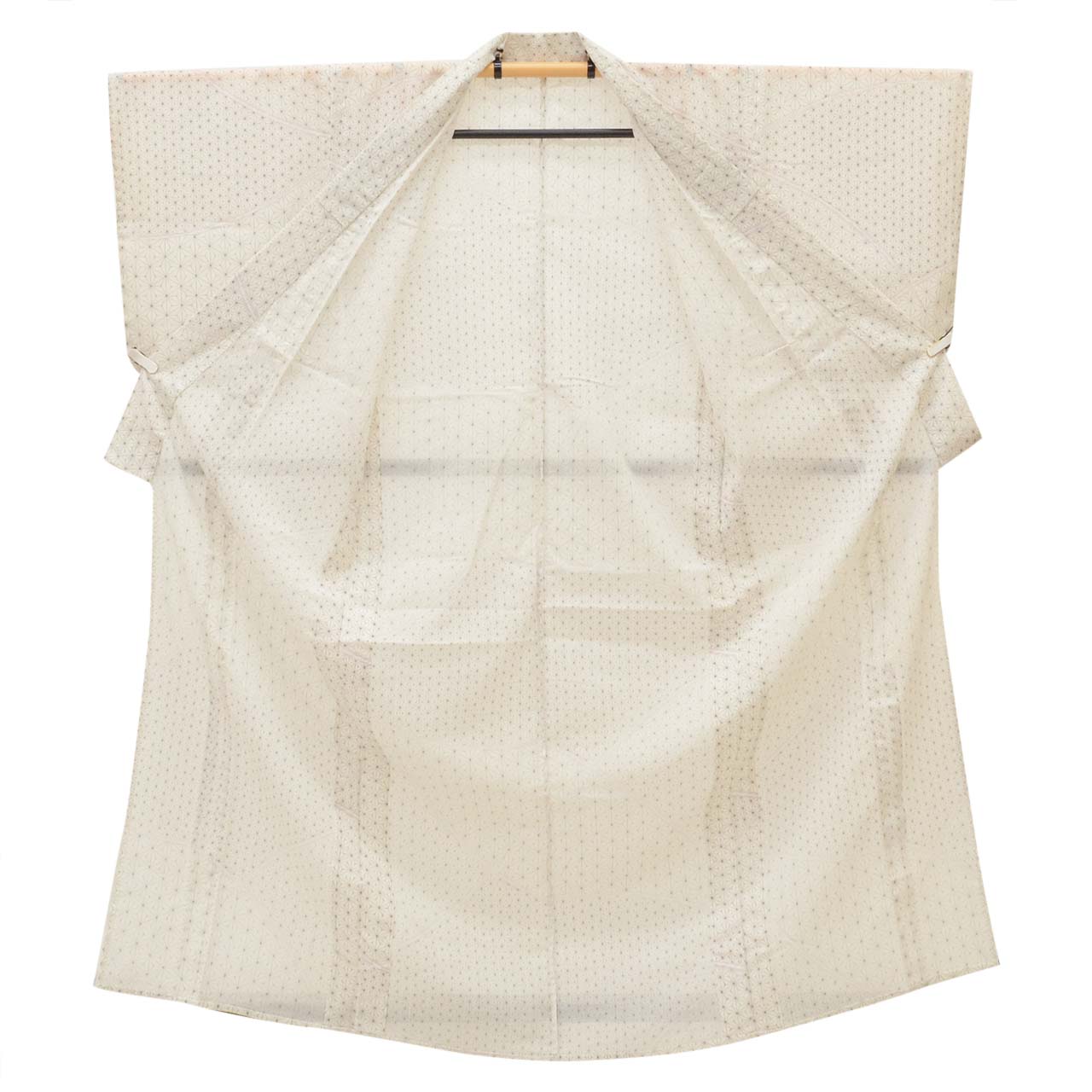 【中古】 リサイクル着物 小紋 化繊 Sサイズ 良品 身丈154.2cm 裄丈64.9cm 夏物/夏着物 仕立て上がり 白 麻の葉 リユース vv0150