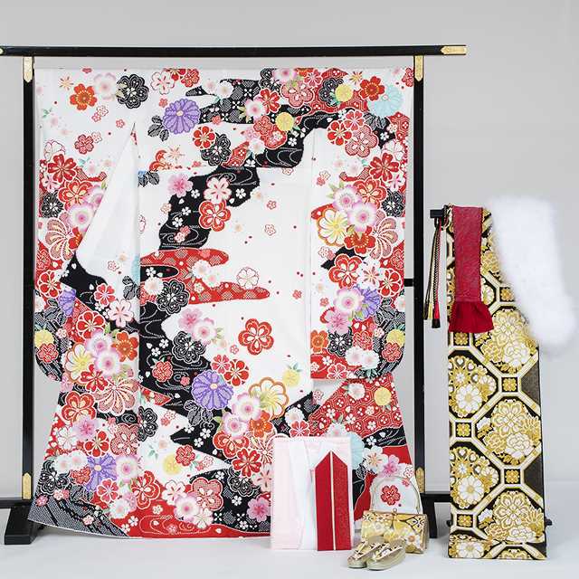 リサイクル着物 着物ひととき 中古の振袖 帯 長襦袢 帯締め 帯揚げ 重ね衿 ショール 草履バッグ 8点セット フルセット 花文様 仕立て上がり sin8972-kimb400｜アングル2