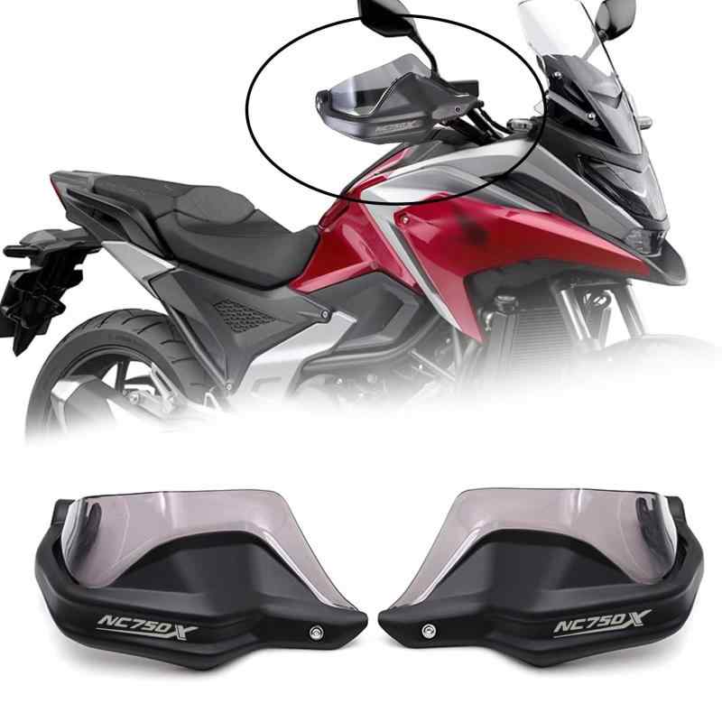 MAORANG For NC750X DCT NC750S NC 750 X 2026 オートバイ用ハンドガード ハンドガード 風防 両手ハンドル 防風 nc750x dct nc750s nc750x 2013-2026 オートバイアクセサリー [並行輸入品]状態: 【新品】 NC750X DCT NC750S NC 750 X オートバイハンドガード オートバイ改造風防ハンドガード保護カバー ハンドガード ハンドルバー 風防素材:【優れた品質の厚手ABSプラスチック+金属鋼板ブラケットアクセサリー製】空気力学的成形、耐衝撃性、UV耐性プラスチック、錆びにくく、壊れにくく、防風性、防砂性、手を保護し、安全に運転します。カラー：【ブラック/ブラウン/透明/スモークグレー】--運転中に手を効果的に保護し、手と指の疲労を軽減します。プロテクターは、運転中にハンドルバーをしっかりと握るのに役立ちます。衝突の際にバイクと手を安全に保つために強化されています。数量：1セット【左右】ハンドガードは、非常に耐久性のあるプラスチックで作られており、柔軟性があり、衝撃を吸収し、硬いアルミニウムまたはスチールハンドガードのようにハンドルバーとハンドルバーマウントに衝撃を伝達しません。適用モデル：【NC750X DCT NC750S NC 750 X】絶妙な外観：専門的に製造され、精巧な仕上がり、スタイリッシュなデザイン、ファッショナブルなデザインにより、完璧なフィット感と簡単な取り付けがされ、バイクをよりファッショナブルに見せ、バイクに乗るときに目を引くようになり、バイクに最適な装飾を提供します。