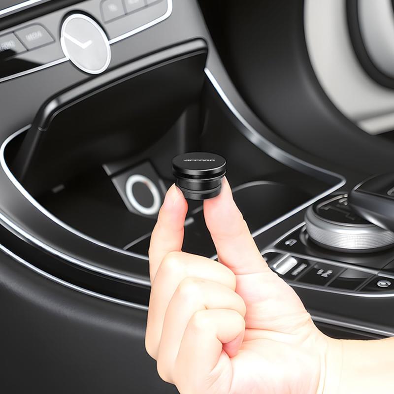 カー シガーソケットキャップ 防塵 防水 蓋 車 シガーソケットカバー アルミニウム合金 ゴムリング内蔵 アクセサリー 専用ロゴ おしゃれ 便利グッズ カー用品