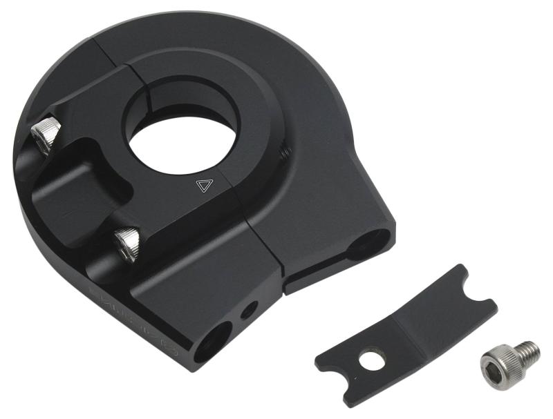 アクティブ(ACTIVE) アルミスロットルホルダー ラージ [TYPE-EVO2] ブラック 1060358ハイスロットルきっとEVO2専用のアルミスロットルホルダー前モデルよりもコンパクトな形状になりましたボディサイズによって、対応可能なブラケットサイズが異なりますホルダーに対応するブラケットサイズ：φ48/50/52/54カラー：ブラック