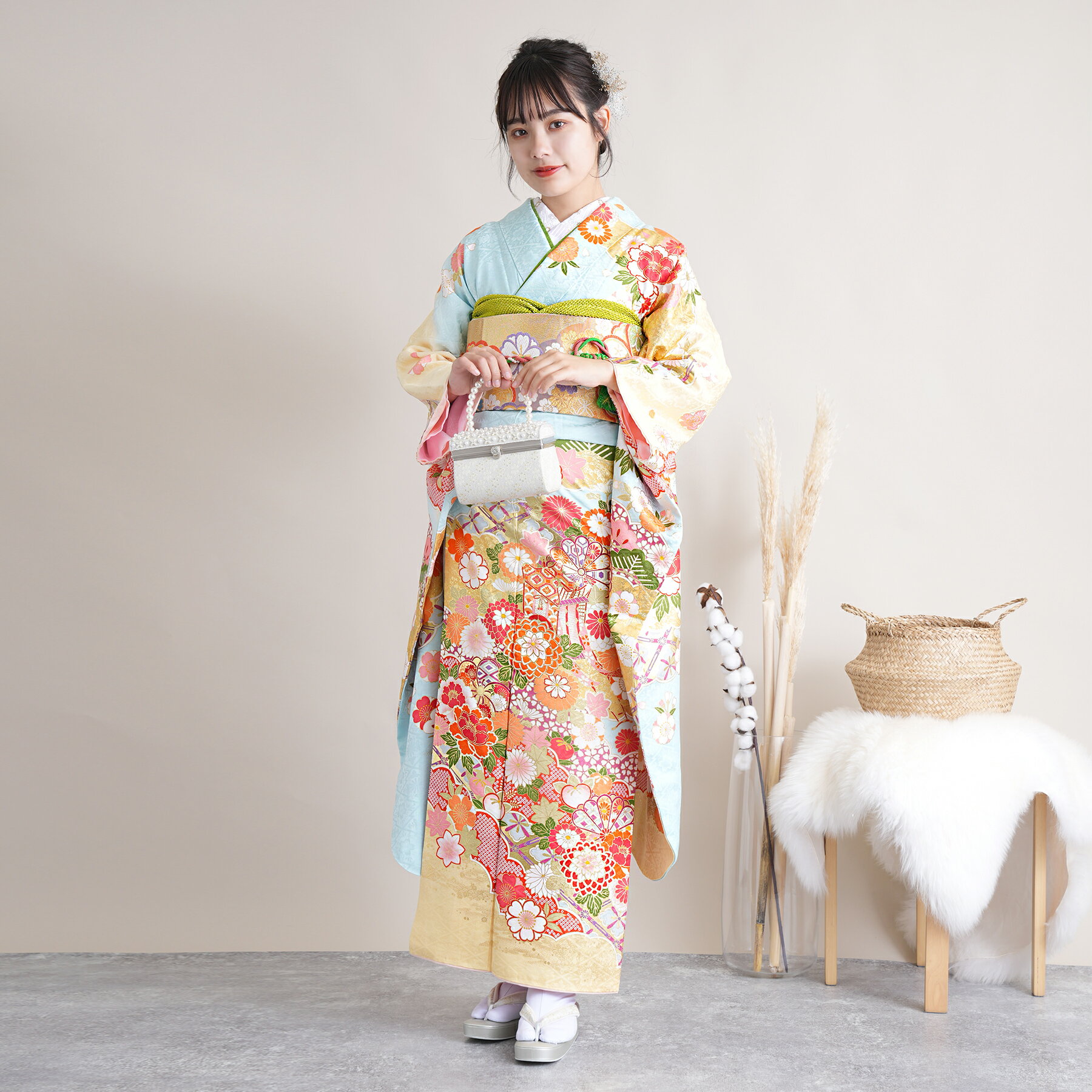 【レンタル】 【2026年成人式利用不可】 振袖 成人式 女性 振袖セット 着物 結婚式 振袖＆袋帯 フルセット【 振袖20点セット 正絹 アンティーク 絵羽 黄色 水色 】