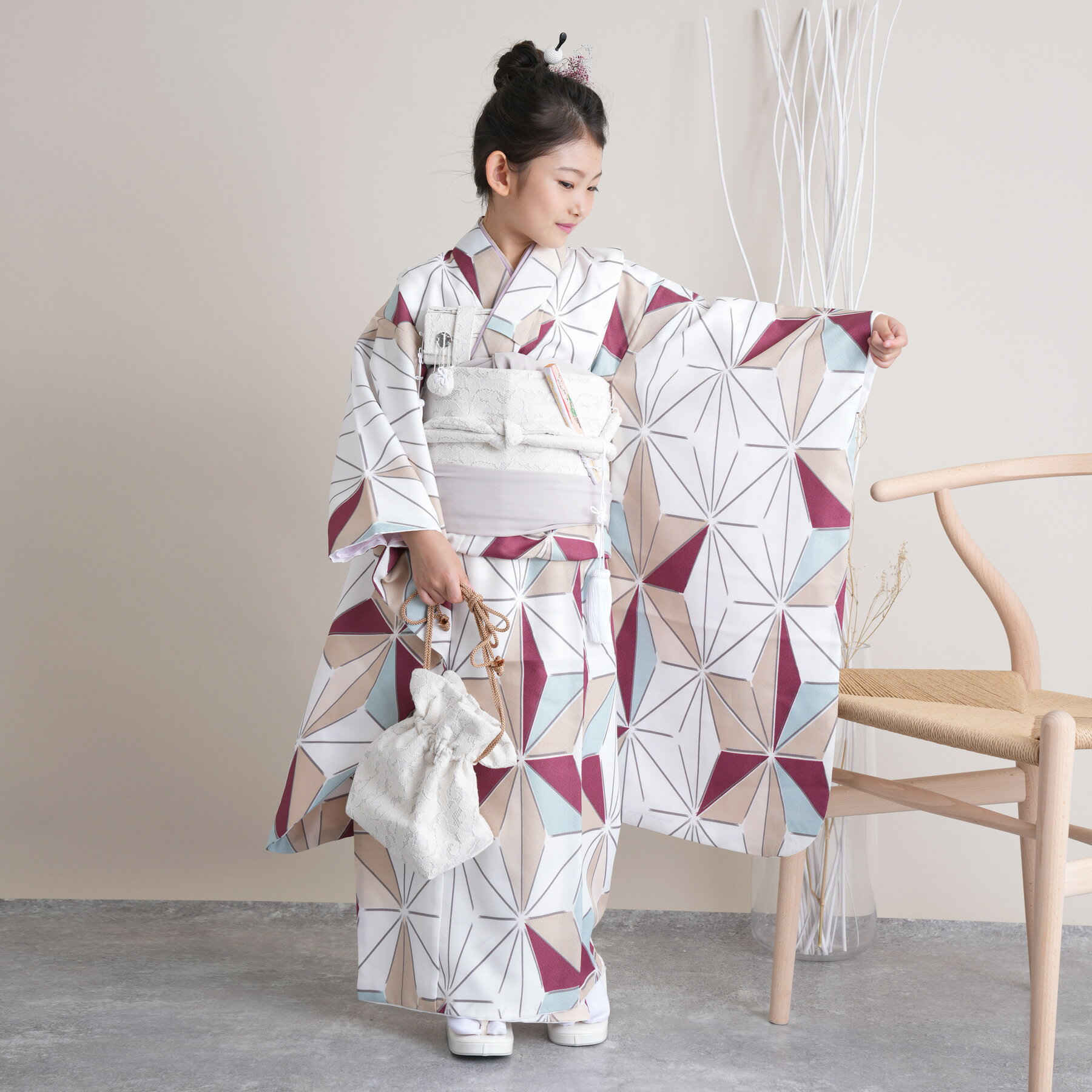 楽天ひよこ商店【65％OFF】【レンタル】 七五三 7歳 着物 セット ひよこ商店 120cm-135cm前後 七五三 7歳 着物 フルセット 麻の葉 四つ身 アイボリー系 子供 kids 白 えんじ ミント あさのは 着物 作り帯 志古貴 ハコセコ 草履 バッグ 七歳 七才 7歳 おしゃれ 祝着 ブランド着物