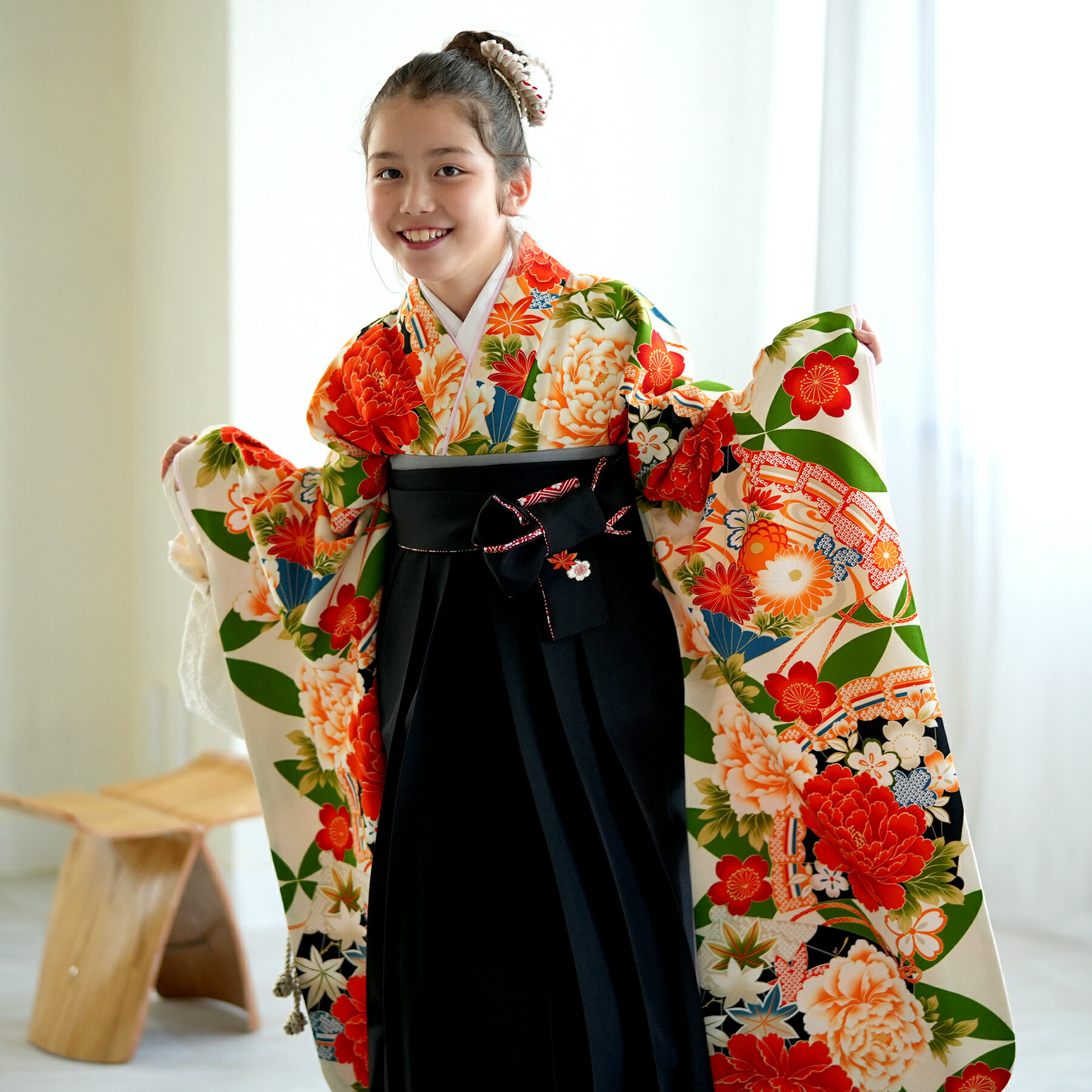 【レンタル】 卒業式 袴 レンタル 小学校 ちはやふる×JAPAN STYLE 袴セット 15点セット 袴87cm（身長140-155cm） ジュニア 女の子 着物 女の子 牡丹 子供 黄色 緑 青 朱色 オレンジ 紅葉 扇 七宝 花 菊 桜 小学生 女の子 卒業式 個性派 個性的 往復送料無料