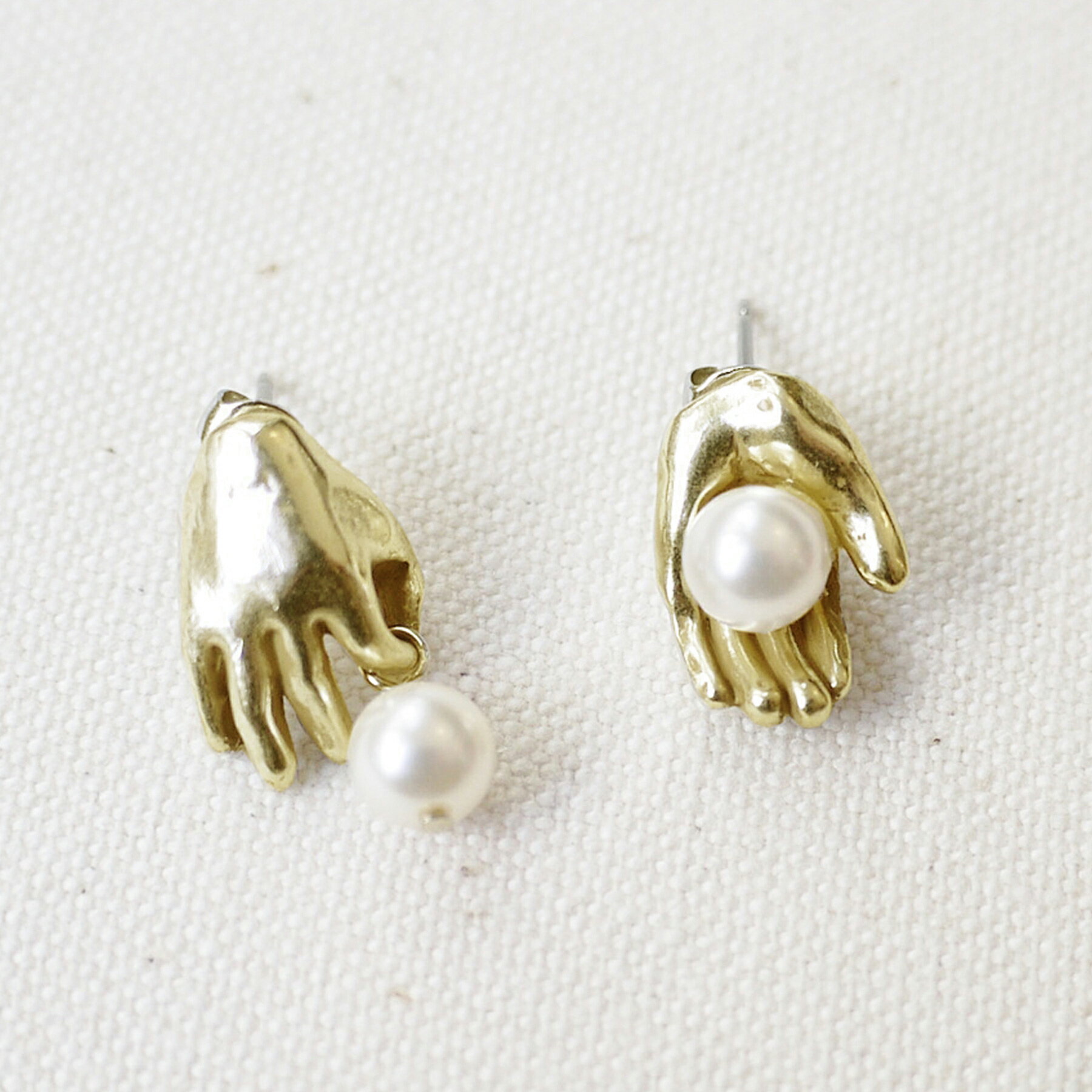 【5個までメール便可能】 パルナートポック ピアス ハーヴェスト アクセサリー ギフト プレゼント ゴールド ハンドモチーフ パール 誕生日 アシンメトリー 国産 Palnart Poc ハンドメイド サージカルステンレス おしゃれ 個性的