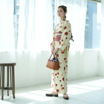 【25%OFF】浴衣 セット レディース(浴衣/帯/下駄)先染めベージュ 赤 えんじ オレンジ キャメル ドット 水玉 綿麻 麻混 特選 先染めベージュ 浴衣セット ゆかた 女性 レディース レトロモダン 大正ロマン 古典柄 モダン フリーサイズ