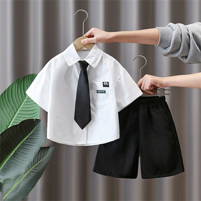Rakuten - 子供 セットアップ 夏 ベビー服 子供スーツ フォーマルスーツ 上下セット 3点セット シャツ 半ズボン ネクタイ キッズ 子供服 半袖 男の子 ベビースーツ キッズスーツ 結婚式 誕生日会 出産祝い お宮参り 入園式 発表会90 100 110 120 130 140 150