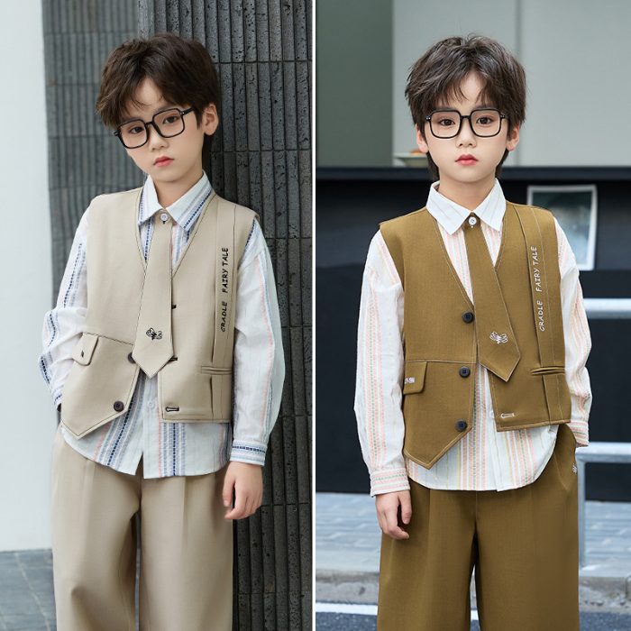 乐天商城 - キッズ フォーマル スーツ セットアップ ベスト 4点セット 男の子 おしゃれ 春 夏 半袖 長袖 シャツ ベスト パンツ ネクタイ ベビー服 子供スーツセット 発表会 七五三 前撮り 結婚式 子供服 小学生 誕生日 撮影 衣装 保育園 幼稚園 入学式 結婚式 入園式 卒業式 お宮参り