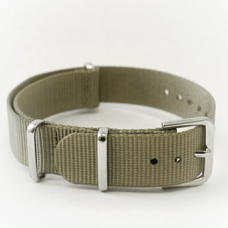 正規品 M.R.M.W.×KEYFORD モントルロロイミリタリーウォッチ 腕時計 メンズ レディースTuxedo dial タキシードダイヤル グレー／カーキ ナイロンNATOベルト Txd-gray-16-03KN