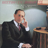 出荷目安の詳細はこちら商品説明RCAに残されたホロヴィッツ唯一のステレオ録音によるベートーヴェン・ソナタ集ベートーヴェン：ピアノ・ソナタ第23番「熱情」＆第7番／ホロヴィッツ〇1953年のアメリカ・デビュー25周年記念演奏会のあと、演奏活動から遠ざかったウラディミール・ホロヴィッツ（1903‐1989）が、その沈黙期間中に録音した名盤。CBSコロンビア（現ソニー・クラシカル）に移籍する前の最後のRCA録音にあたる。音響効果の豊かなカーネギー・ホールを使って5日間という贅沢なセッションで収録された録音は、ホロヴィッツ独特のピアノの音色を完璧にとらえている。一般的な通念とは異なる、ホロヴィッツならではの研ぎ澄まされた感性がはりめぐらされた独特のベートーヴェン演奏。「熱情」は2種類あるうちの最初の録音にあたる。「第7番」の方はホロヴィッツ唯一の録音。〇同一カップリングの外盤＝09026-68997-2〇LP初出：LSC-2366（1960年1月発売）ADD／STEREO／24 BIT 96KHZ REMASTERINGジャンル：器楽曲初出：1960.1.1.（USA）　ベートーヴェン1.ピアノ・ソナタ第23番ヘ短調Op.57「熱情」2.ピアノ・ソナタ第7番ニ長調Op.10‐3［演奏］ウラディミール・ホロヴィッツ（ピアノ）［録音：1.＝1959年5月14日、18日、25日、2.＝1959年5月29日＆6月10日、ニューヨーク、カーネギー・ホール］内容詳細ホロヴィッツが59年に録音したベートーヴェンのピアノ・ソナタ。壮年期のホロヴィッツの冴えわたる技巧とスケールの大きな音楽が味わえる。この第7番は彼にとっての唯一の録音だ。(CDジャーナル　データベースより)曲目リストDisc11.ピアノ・ソナタ 第23番 ヘ短調 Op.57「熱情」 I.Allegro assai/2.ピアノ・ソナタ 第23番 ヘ短調 Op.57「熱情」 II.Andante con moto/3.ピアノ・ソナタ 第23番 ヘ短調 Op.57「熱情」 III.Allegro ma non troppo/4.ピアノ・ソナタ 第7番 ニ長調 Op.10-3 I.Presto/5.ピアノ・ソナタ 第7番 ニ長調 Op.10-3 II.Largo e mesto/6.ピアノ・ソナタ 第7番 ニ長調 Op.10-3 III.Menuetto:Allegro/7.ピアノ・ソナタ 第7番 ニ長調 Op.10-3 IV.Rondo:Allegro