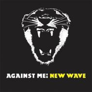 出荷目安の詳細はこちら商品説明Tom Gabel 率いるフォーク・パンク・ロック・バンド、Against MeがFATからLess Than Jakeなどが在籍するSire Recordsに移籍してメジャー・デビュー・アルバムをリリース!!アルバムにはNirvanaやSmashing Pumpkinsプロデュースを手がけたButch Vipが参加。アルバムタイトル“New Wave”に相応しい新たなフォーク・パンク・サウンド、10トラックを収録！！内容詳細フロリダ出身の4人組によるメジャー・デビュー・アルバム。骨太の激情型ヴォーカルから放たれるメッセージ性の強いラディカルな詞と、シンプルだけど手応え十分のサウンドががっちり噛み合っている。今どき珍しい一本気なロックを聴かせてくれる。(達)(CDジャーナル　データベースより)曲目リストDisc11.ニュー・ウェイヴ/2.アップ・ザ・カッツ/3.スラッシュ・アンリアル/4.ホワイト・ピープル・フォー・ピース/5.ストップ!/6.ボーン・オン・ザ・エフエム・ウェイヴス・オブ・ザ・ハート/7.ピス・アンド・ヴィネガー/8.アメリカン・アブロード/9.アニマル/10.ジ・オーシャン