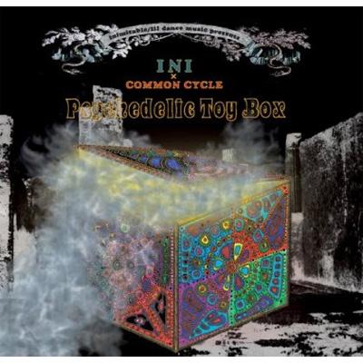INI × COMMON CYCLE / PSYCHEDELIC TOY BOX 【CD】