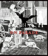 出荷目安の詳細はこちら商品説明2012年9月22日・23日、BUCK-TICKデビュー25周年を記念して開催されたロックフェス、“BUCK-TICK FEST2012 ON PARADE”を映像化！2日間に渡るBUCK-TICKライヴの演奏曲目を完全収録！内容詳細デビュー25周年を記念して開催されたロック・フェスの模様を収めたDVD。2012年9月22、23日に行なわれたライヴをとらえており、両日の演奏曲をほぼ完全収録。数々のヒット曲が楽しめる。(CDジャーナル　データベースより)曲目リストDisc11.BUCK-TICK FEST OPENING SE:fanfare ~ON PARADE~ -2012.9.22-/2.悪の華 -2012.9.22-/3.JUPITER -2012.9.22-/4.MISTY ZONE -2012.9.22-/5.JUST ONE MORE KISS -2012.9.22-/6.スピード -2012.9.22-/7.SE:THEME OF B-T -the Dragon- -2012.9.22-/8.疾風のブレードランナー -2012.9.22-/9.エリーゼのために -2012.9.22-/10.羽虫のように -2012.9.22-/11.GALAXY -2012.9.22-/12.Alice in Wonder Underground -2012.9.22-/13.極東より愛を込めて -2012.9.22-/14.MISS TAKE ~僕はミス・テイク~ -2012.9.22-/15.LOVE ME -2012.9.22-/16.ICONOCLASM -2012.9.22-/17.CLIMAX TOGETHER -2012.9.22-/18.夢見る宇宙 -2012.9.22-/19.BUCK-TICK FEST OPENING SE:fanfare ~ON PARADE~ -2012.9.23-/20.MACHINE -2012.9.23-/21.Sid Vicious ON THE BEACH -2012.9.23-/22.EMPTY GIRL -2012.9.23-/23.love letter -2012.9.23-/24.sTEP COde -2012.9.23-/25.ICONOCLASM -2012.9.23-/26.SE:THEME OF B-T -the Dragon- -2012.9.23-/27.独壇場Beauty -R.I.P.- -2012.9.23-/28.エリーゼのために -2012.9.23-/29.Memento mori -2012.9.23-/30.Jonathan Jet-Coaster -2012.9.23-/31.Django!!! -眩惑のジャンゴ- -2012.9.23-/32.MISS TAKE ~僕はミス・テイク~ -2012.9.23-/33.CLIMAX TOGETHER -2012.9.23-/34.MY EYES &amp; YOUR EYES -2012.9.23-/35.DIABOLO -2012.9.23-/36.夢見る宇宙 -2012.9.23-