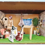 出荷目安の詳細はこちら商品説明2017年にデビュー20周年を迎えたキリンジ。2013年にVo/Gtの堀込泰行が脱退し、新体制KIRINJIとして活動している今もなお日本の音楽界に大きな影響を与え続けています。今回はそんなキリンジがコロムビア時代にリリースした4タイトルを、待望の初アナログ化。ワーナー、EMI時代のアルバムは既に昨年アナログ化されており、これでキリンジ兄弟時代のアルバムは全てアナログとして手に入れることが出来るようになりました。更に今回は、堀込高樹ソロ名義アルバム「Home Ground」、堀込泰行のソロプロジェクト馬の骨によるアルバム「馬の骨」、「River」も満を持してアナログ化。KIRINJI、堀込泰行が精力的な活動を続けている今、ファンへの嬉しい贈り物です。曲目リストDisc11.Fine play/2.クモと蝶/3.Chewing Gum On The Street/4.CarolDisc21.River/2.To Be Continued