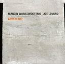 出荷目安の詳細はこちら商品説明ポーランドを代表するピアノ・トリオ、マルチン・ボシレフスキ・トリオにアメリカを代表するテナー・サックス奏者ジョー・ロヴァーノが初タッグを組んだ強力作品。マルチン書き下ろしの4曲、ジョー・ロヴァーノのオリジナル1曲、さらにカーラ・ブレイのクラシック “Vashkar” (2つのヴァリエーションで), そして4人によるインプロヴィゼーション、とても集中した、強い感情のこもった中にもリリシズムを感じられることのできる特別な音楽。特に"Arco"での Slawomir Kurkiewiczのベース・プレイはすごい！今秋にはツアーも4人で予定されている。【パーソネル】 Marcin Wasilewski (p) Slawomir Kurkiewicz (double-b) Michal Miskiewicz(ds) Joe Lovano (ts)（メーカーインフォメーションより）曲目リストDisc11.Glimmer Of Hope/2.Vashkar/3.Cadenza/4.Fading Sorrow/5.Arco/6.Stray Cat Walk/7.L'Amour Fou/8.A Glimpse 4.Vashkar (var.)/9.On The Other Side　/10.Old Hat
