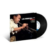 出荷目安の詳細はこちら商品説明【Blue Note TONE POET LP SERIES】1965年に録音され、1981年までリリースされなかったリー・モーガンの『コーンブレッド』に続く、ジャッキー・マクリーンとの共演によるネオ・ハード・バップ・アルバムが登場。サックス奏者のジャッキー・マクリーン、ピアニストのラリー・ウィリス、ベーシストのレジー・ワークマン、ドラマーのビリー・ヒギンズを中心とする強力なクインテットを、ハード・バップの伝統の果てに導く偉大なトランペッターの演奏です。ゲイトフォールド仕様〈パーソネル〉Lee Morgan (tp)　Jackie McLean (as) Larry Willis (p) Reggie Workman (b) Billy Higgins (ds)（メーカーインフォメーションより）曲目リストDisc11.Infinity (Side A)/2.Miss Nettie B. (Side A)/3.Growing Pains (Side B)/4.Portrait Of Doll (Side B)/5.Zip Code (Side B)